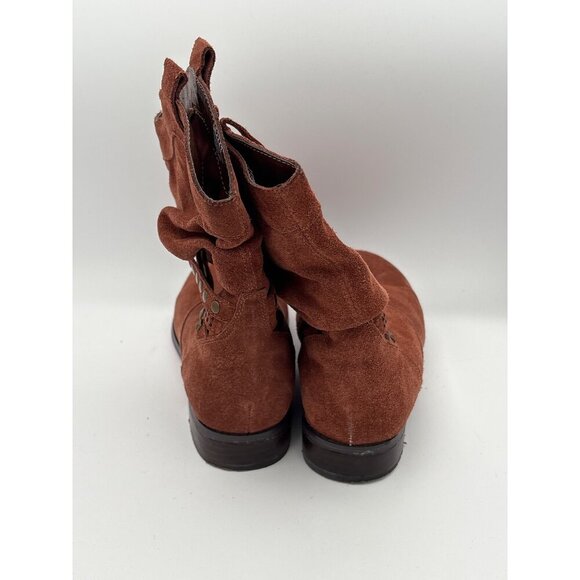 Twiggy London Womens Suede Ankle Boots With Studded Strap Size 7W Rust Color - Picture 3 of 5